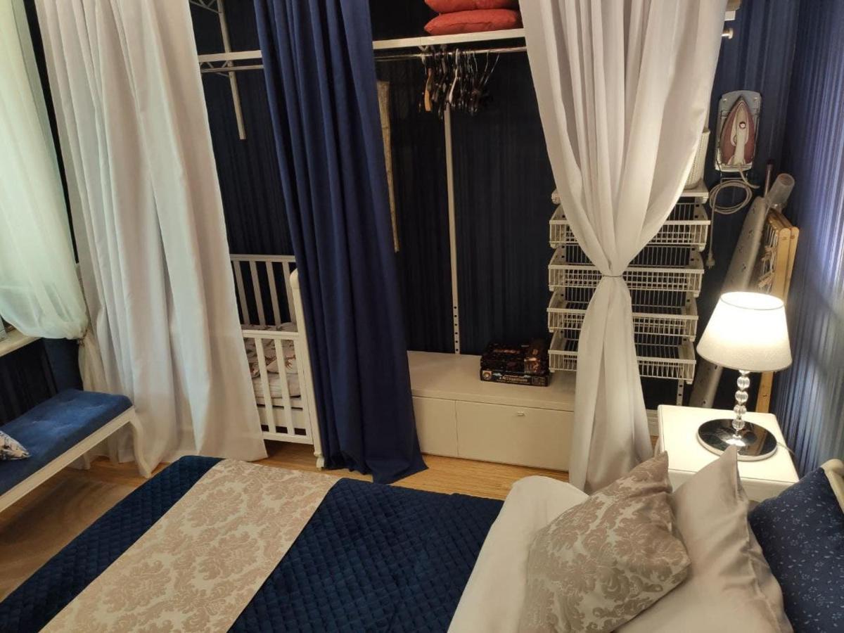 Vip Квартира, Атмосферні Boutique - Apartments Zaporizhia Exteriör bild