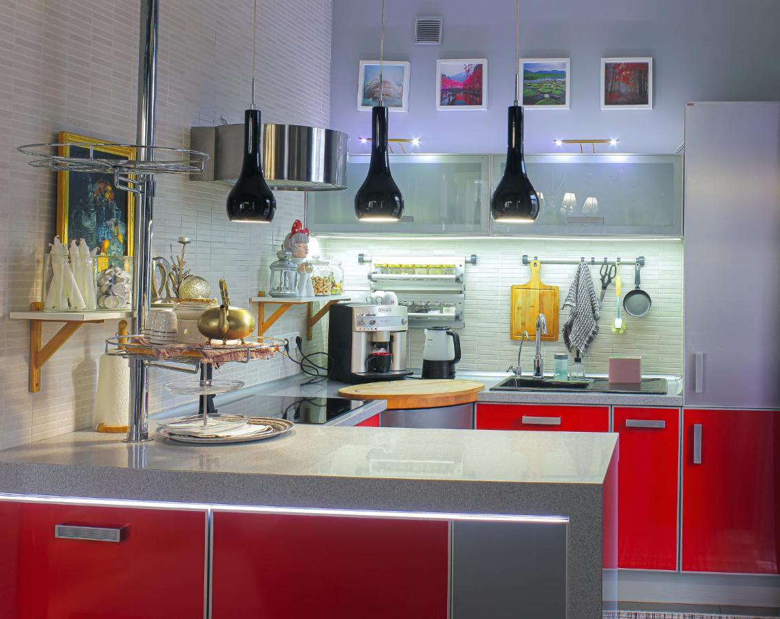 Vip Квартира, Атмосферні Boutique - Apartments Zaporizhia Exteriör bild