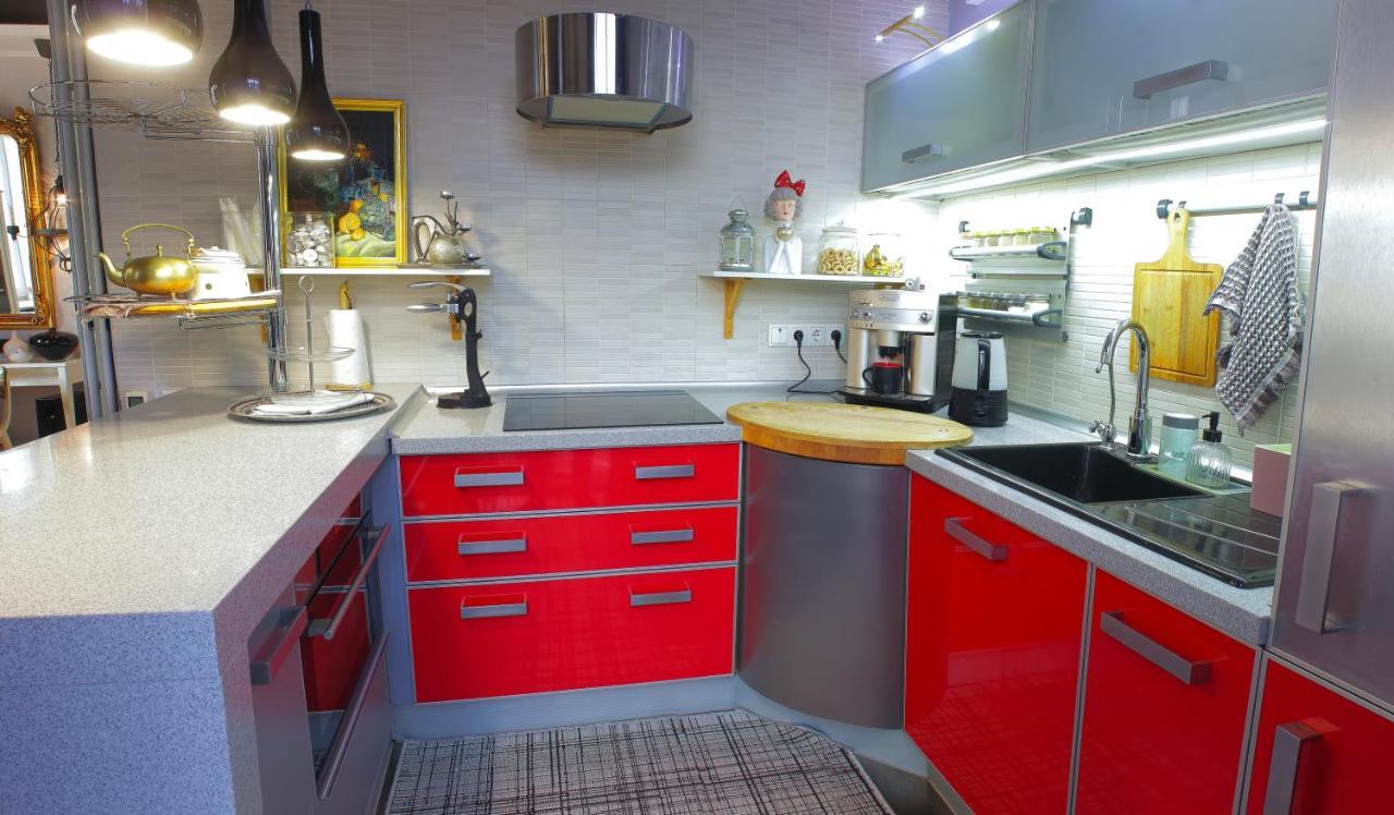 Vip Квартира, Атмосферні Boutique - Apartments Zaporizhia Exteriör bild